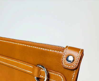 item no 11. pouch with an erect handle